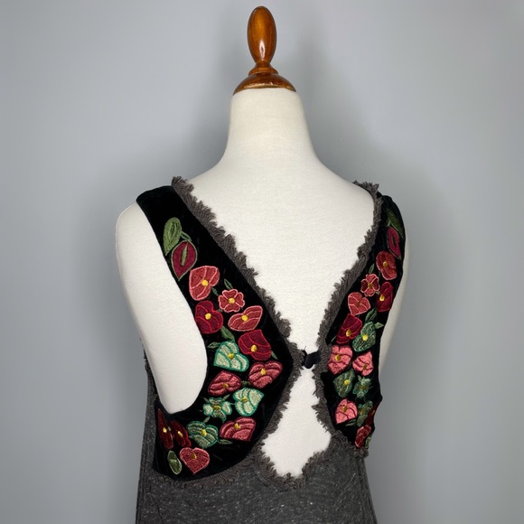 Free People Rare Grey Asymmetric Tunic Tank Velvet Embroidered Size Small - Picture 7 of 13